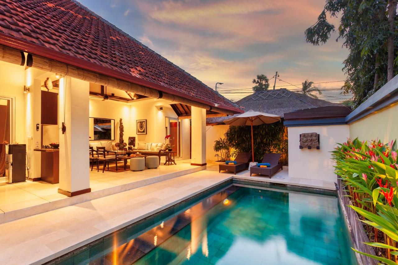 Asrina Villa'S Seminyak Exterior foto