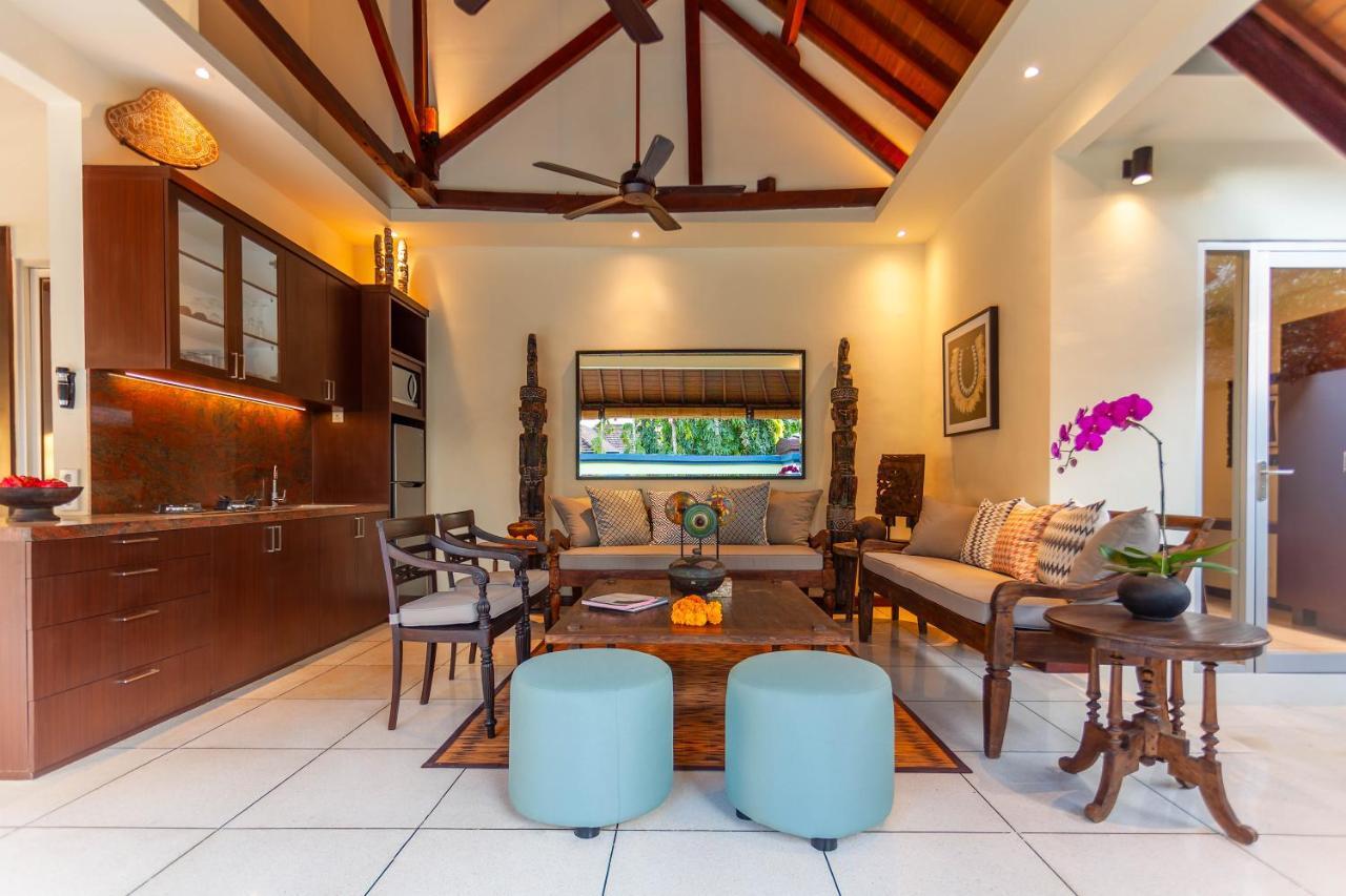 Asrina Villa'S Seminyak Exterior foto