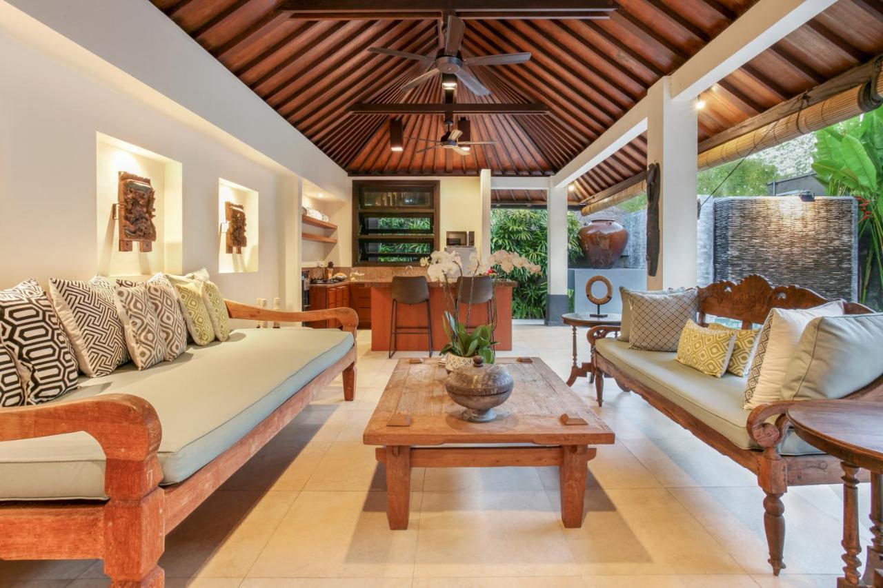 Asrina Villa'S Seminyak Exterior foto